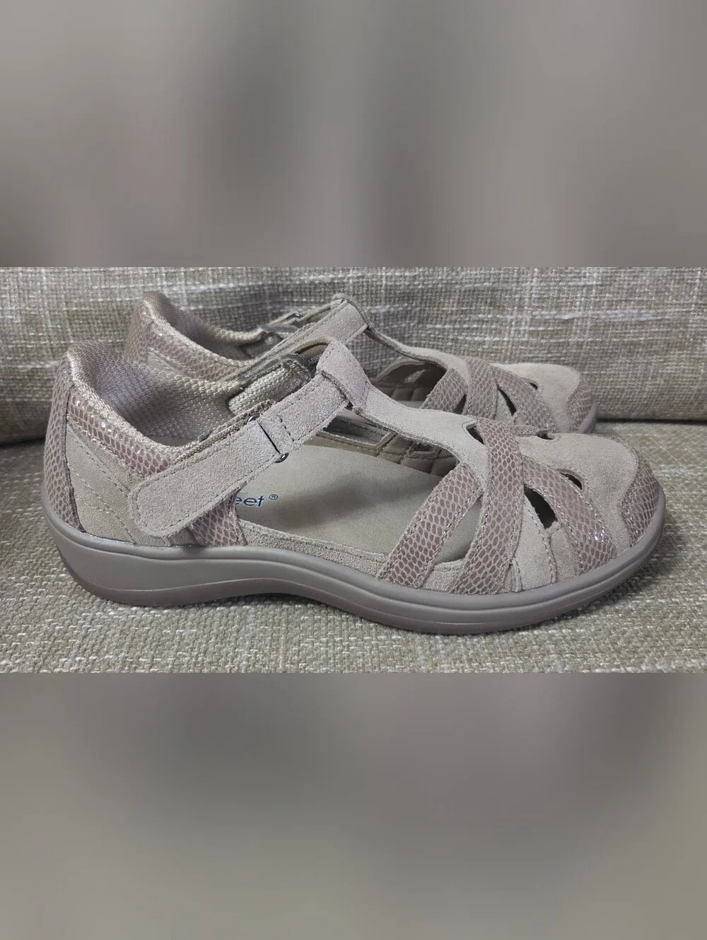 Orthofeet Juno 60803 Women's Closed Toe Sandal Taupe Suede Comfort Shoes Size 5